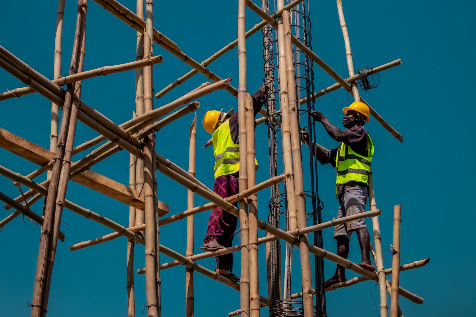 电力建设工程在施工过程中发生安全事故，事故处理的流程和责任划分是怎样的(图1)